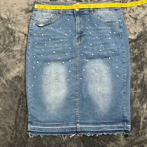 Oak & Poppy Pearl Embellished Pencil Denim Skirt